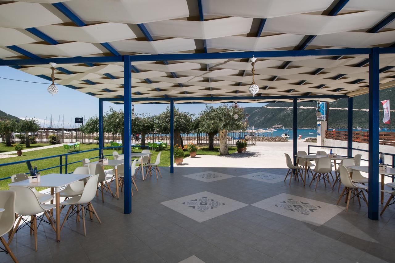 Akroyiali Resort Vasiliki  Ngoại thất bức ảnh